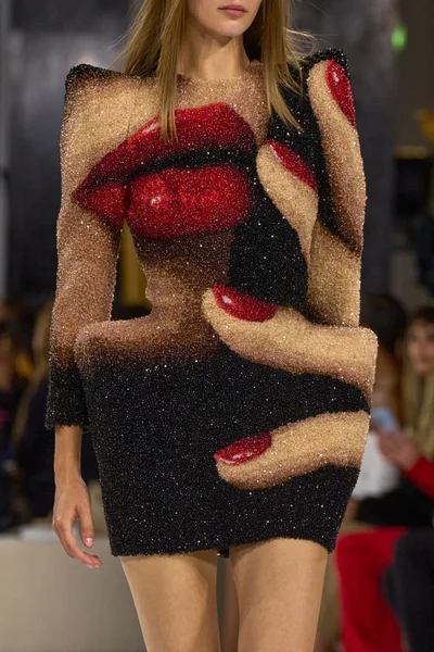 Look 1